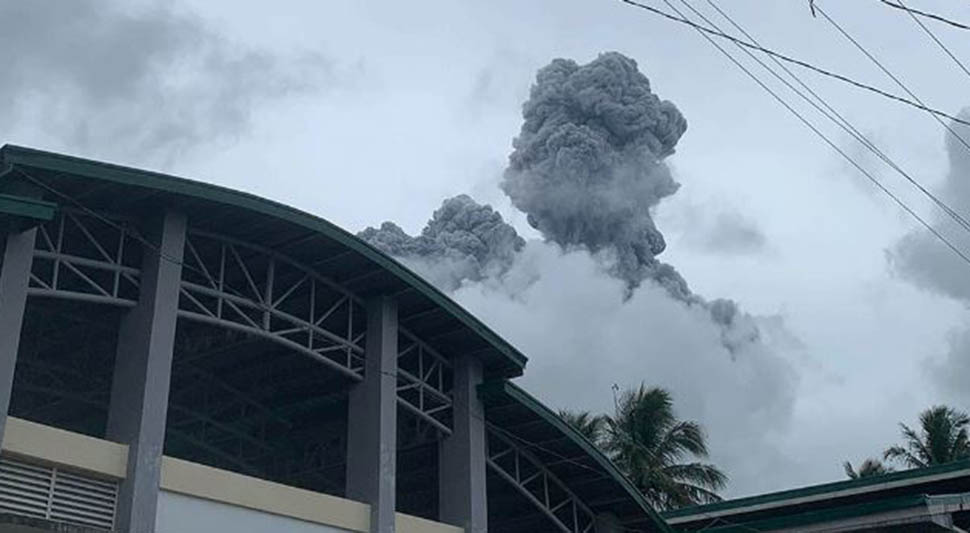vulkan filipini.jpg